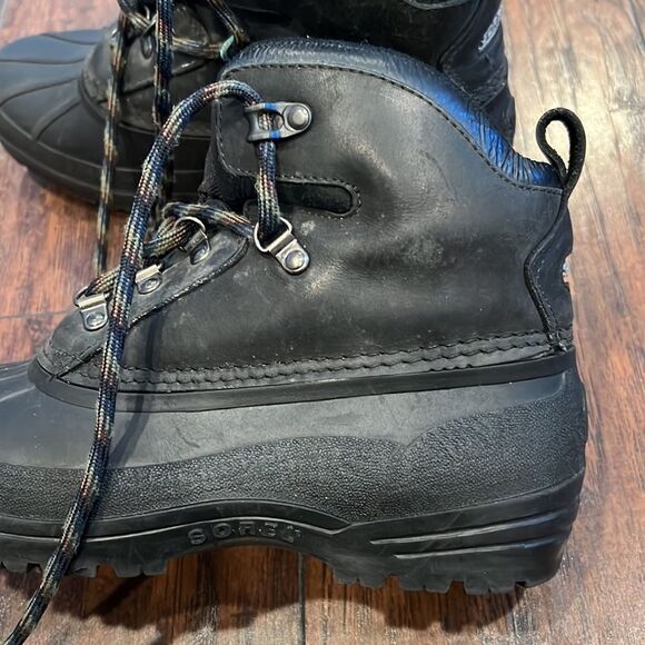 VTG made in Canada sorely short duck boots removable liner in GUC size 8 W - Picture 2 of 11